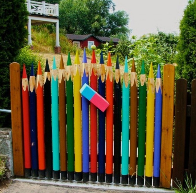 Как покрасить забор